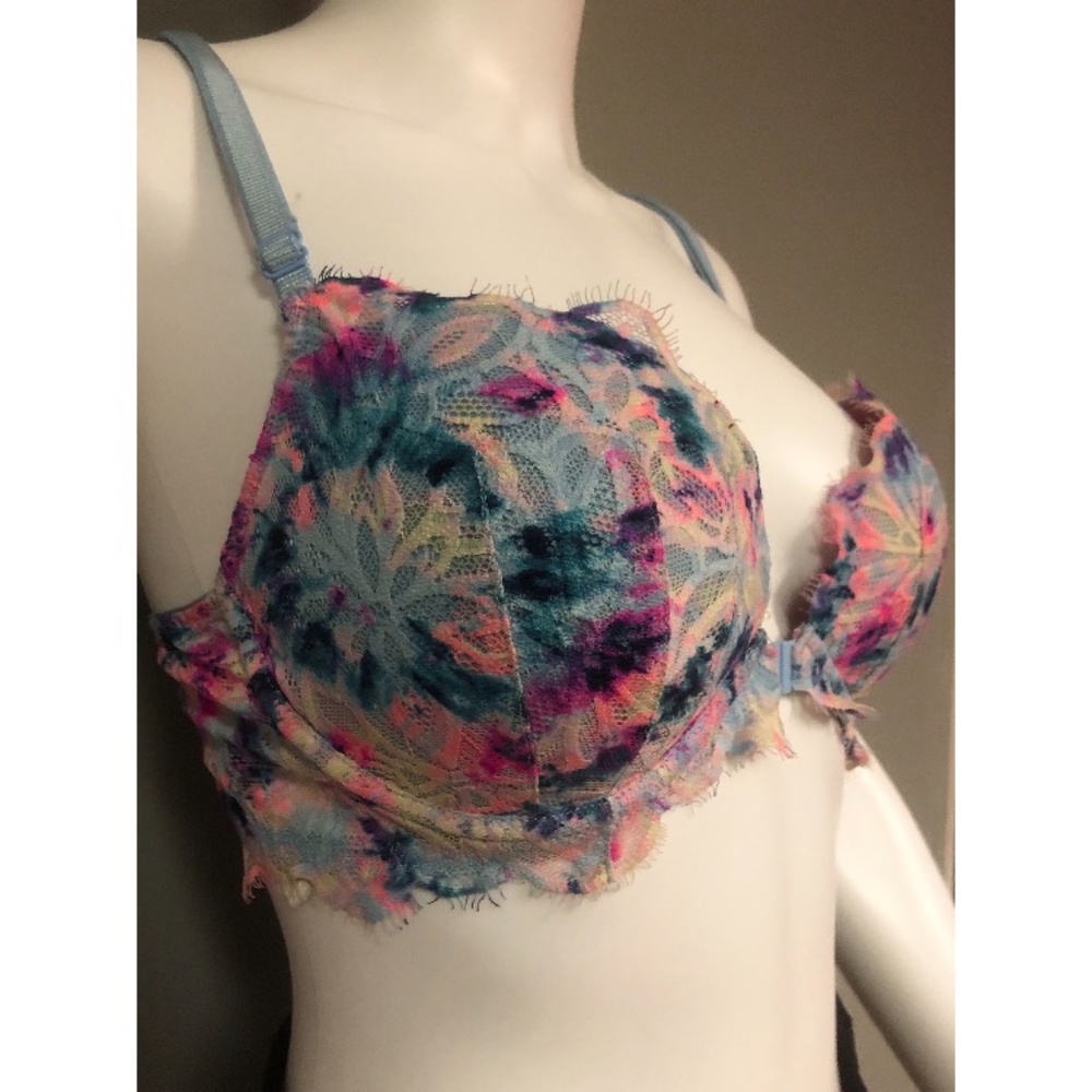 Victoria's Secret PINK 34 D date racerback bra